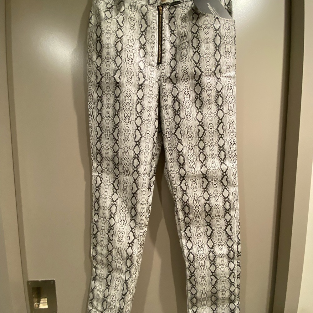Brand new with tags snake print pant
